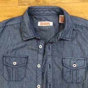 Michael Brandon women’s blue pinstripe shirt L